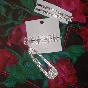 SALE ❗❗"Okurrr" Hair PIN BUNDLE